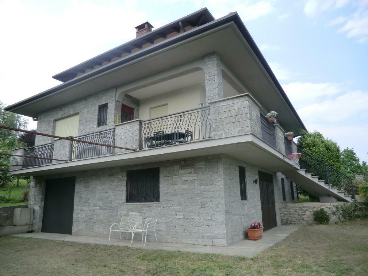 Casale Cadeloro Apartment Nebbiuno ภายนอก รูปภาพ