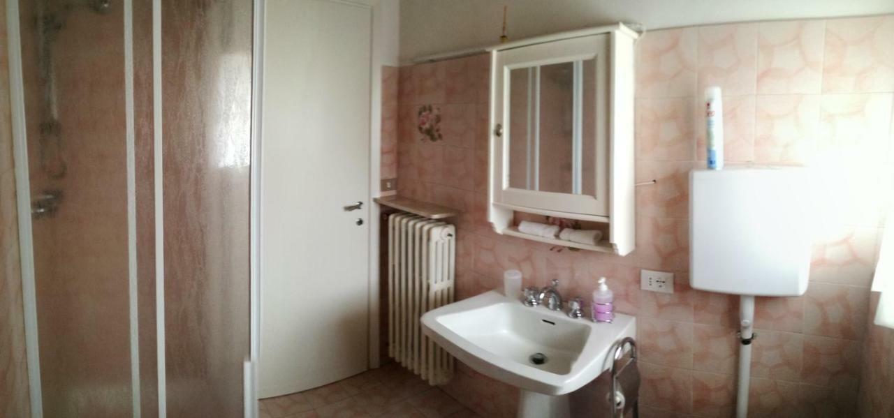 Casale Cadeloro Apartment Nebbiuno ภายนอก รูปภาพ