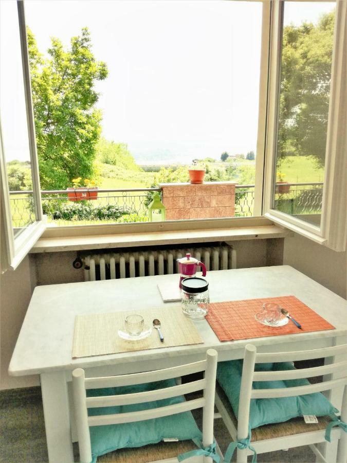 Casale Cadeloro Apartment Nebbiuno ภายนอก รูปภาพ