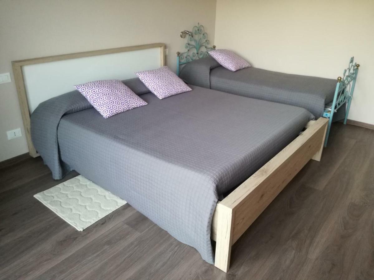 Casale Cadeloro Apartment Nebbiuno ภายนอก รูปภาพ